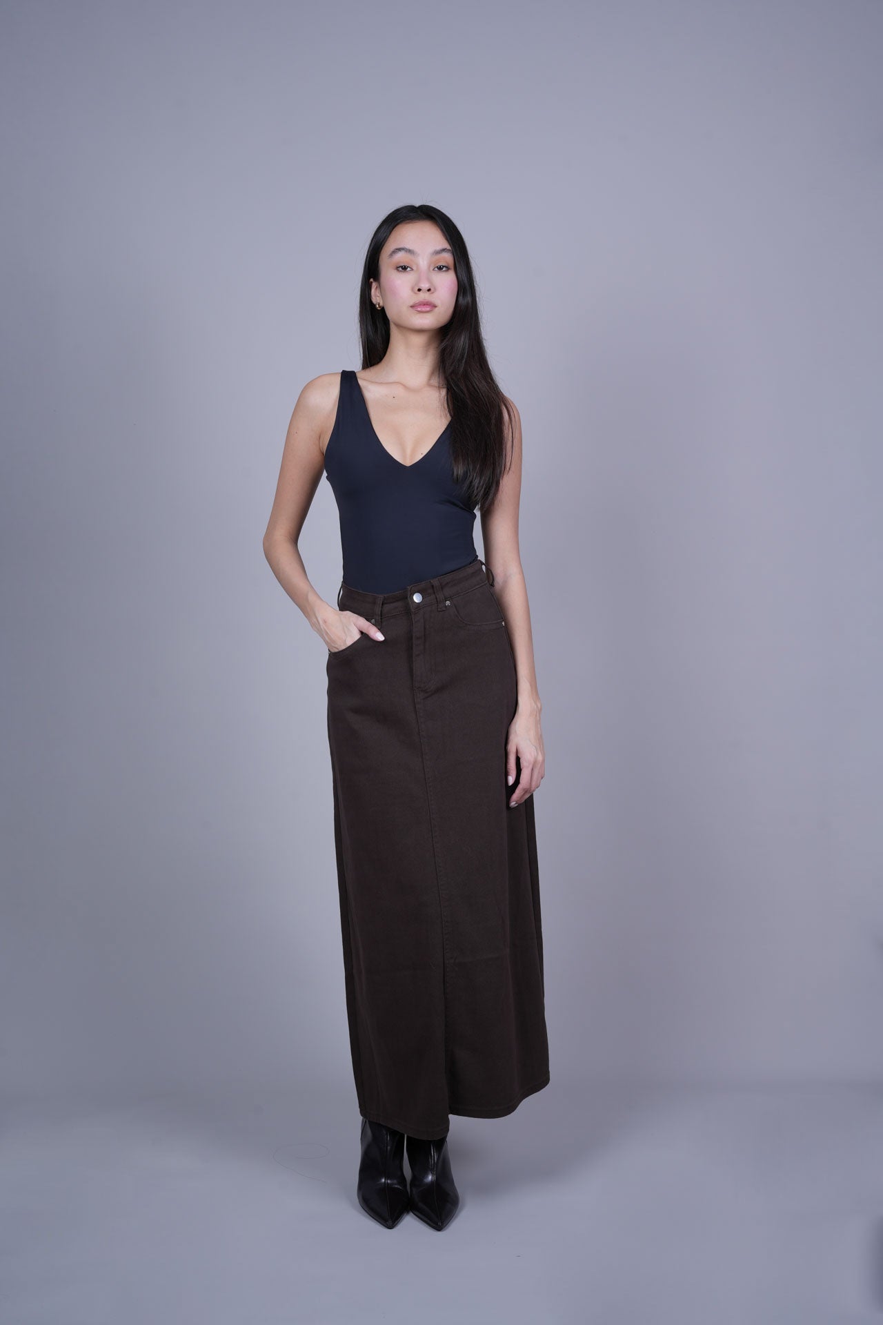 LONG BROWN SKIRT