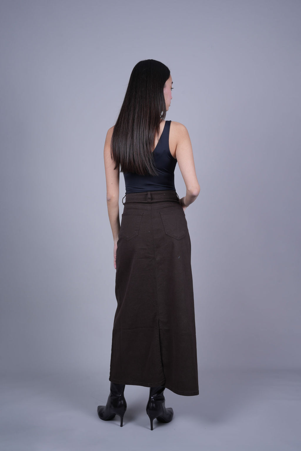 LONG BROWN SKIRT