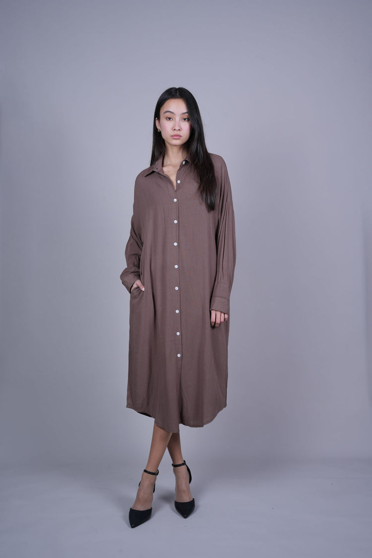 OVERSIZED BUTTON-DOWN MIDI SHIRT DRESS
