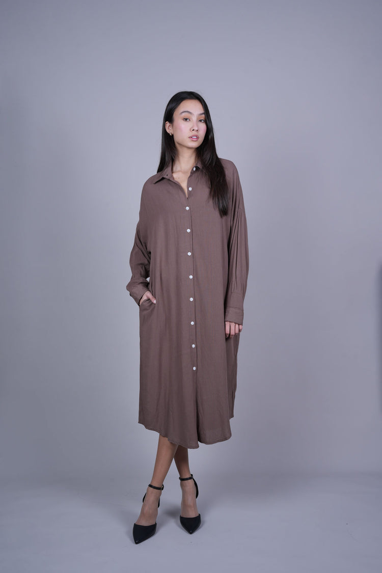 OVERSIZED BUTTON-DOWN MIDI SHIRT DRESS