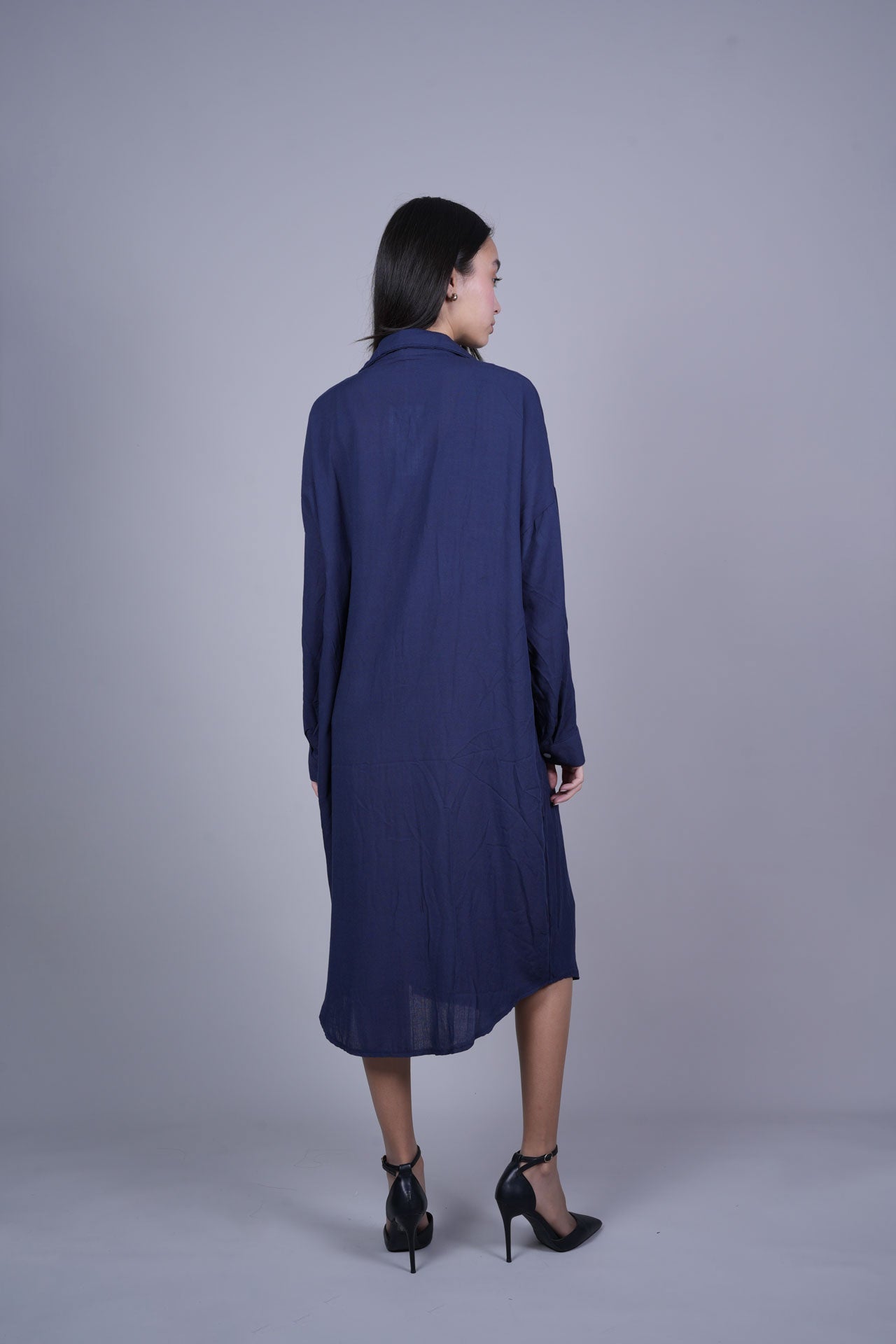 OVERSIZED BUTTON-DOWN MIDI SHIRT DRESS