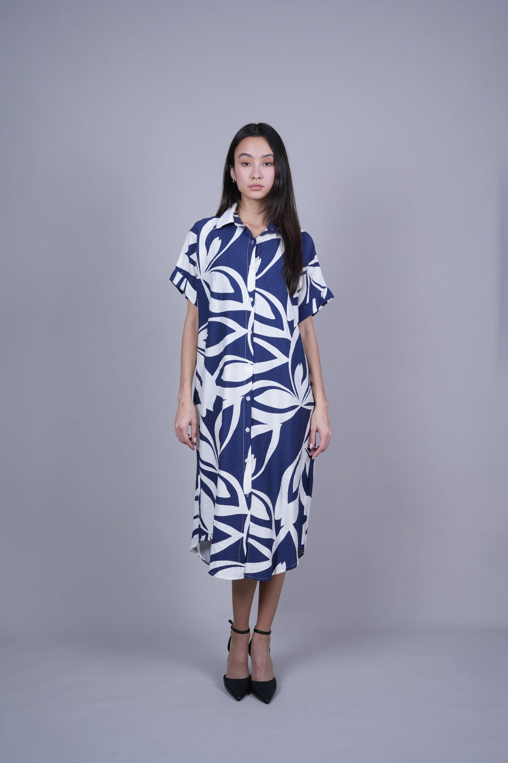 RELAXED FIT COLLARED MIDI DRESS