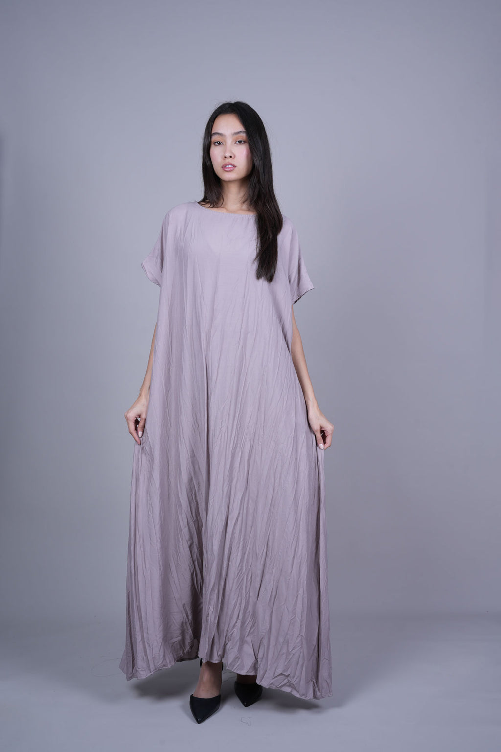 FLOWY CRINKLE MAXI DRESS
