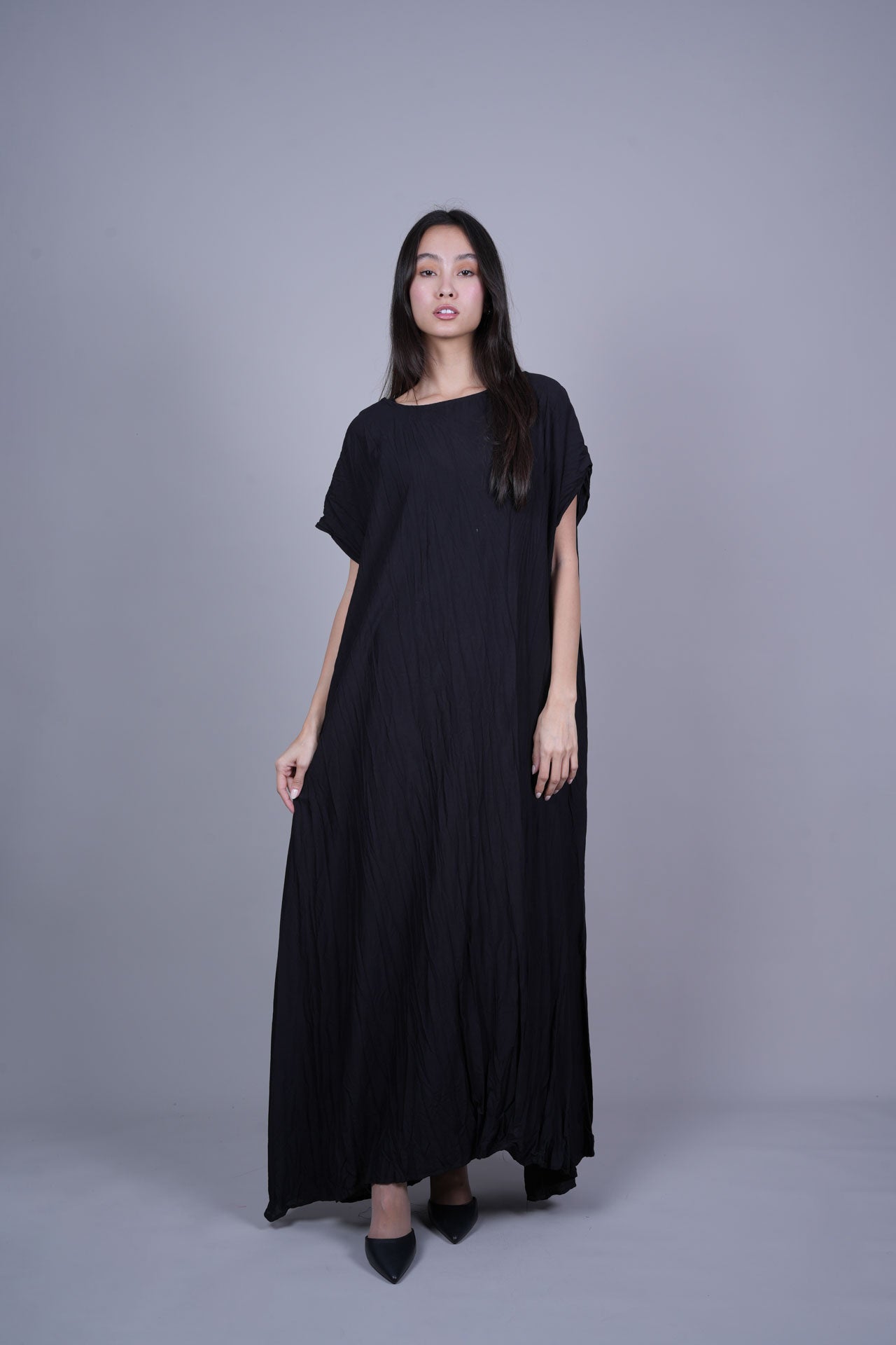 FLOWY CRINKLE MAXI DRESS