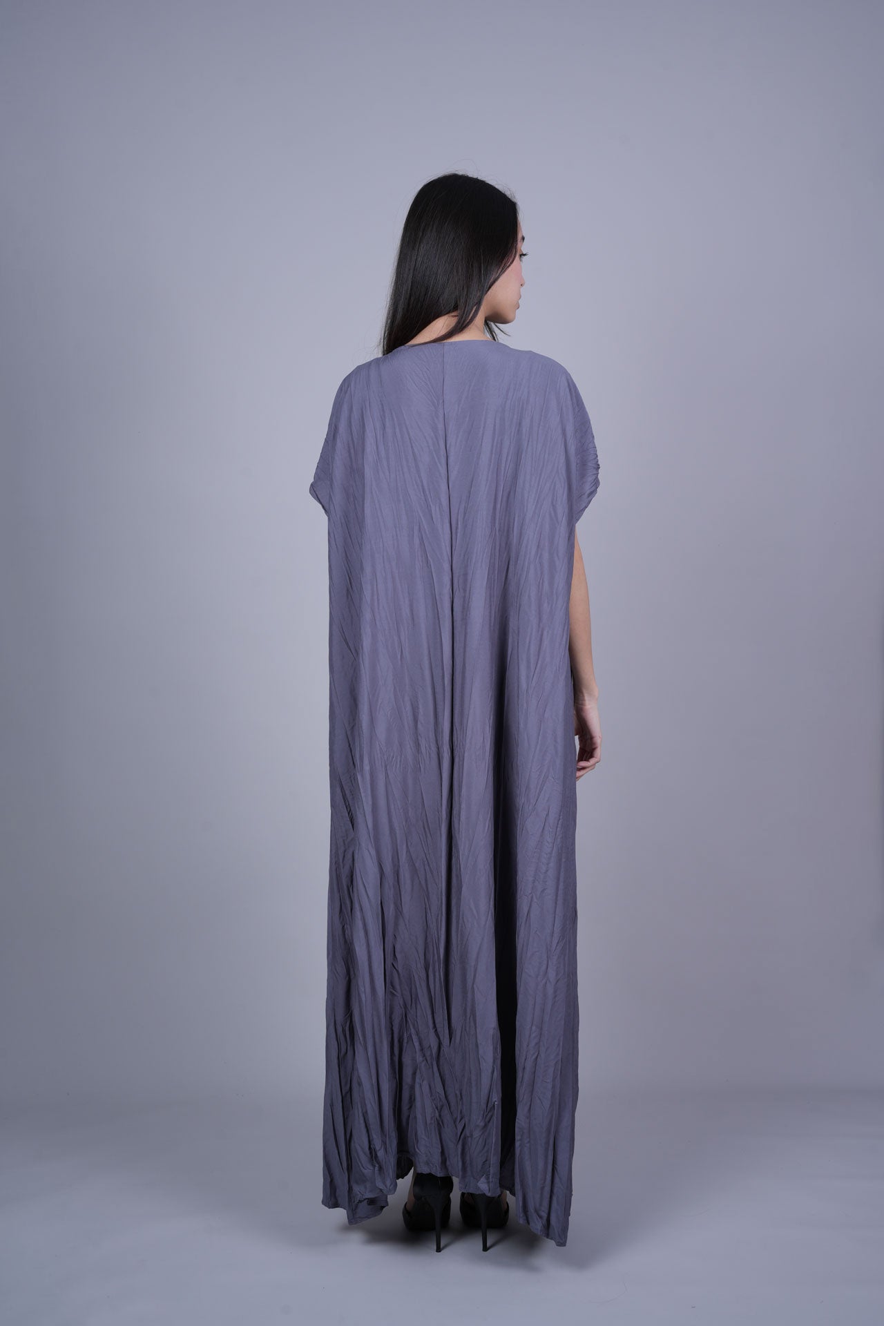FLOWY CRINKLE MAXI DRESS