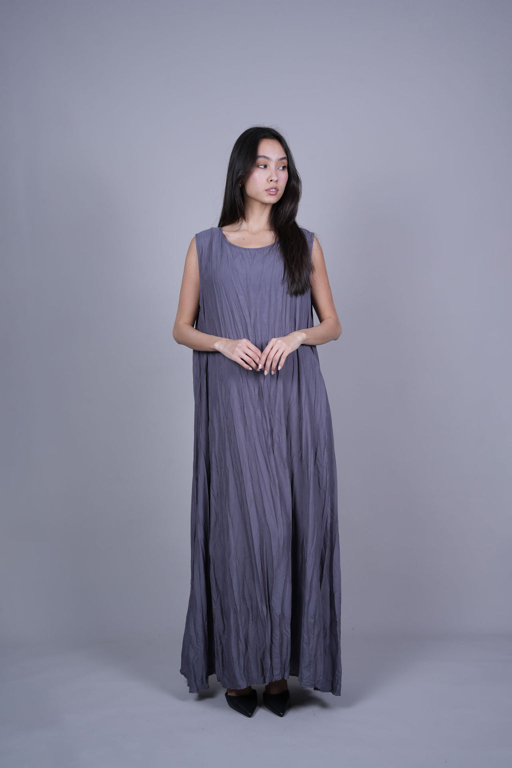 SLEEVELESS OVERSIZED MAXI DRESS