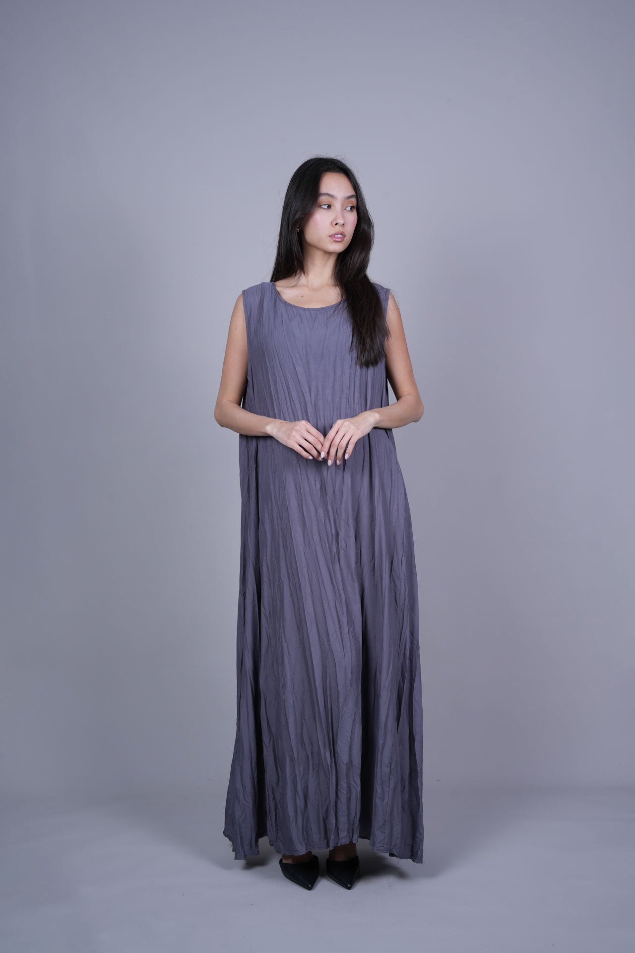 SLEEVELESS OVERSIZED MAXI DRESS