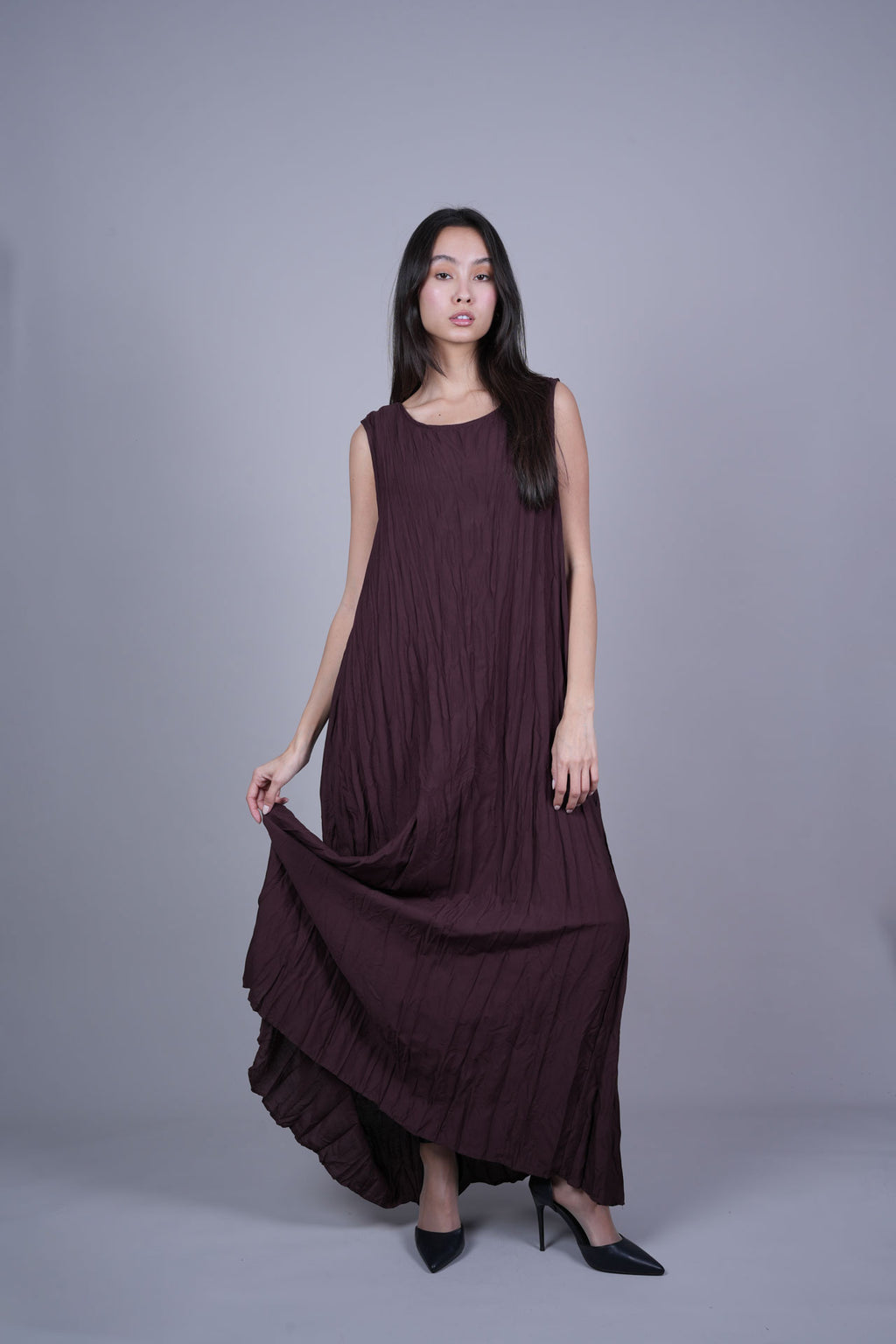 SLEEVELESS OVERSIZED MAXI DRESS