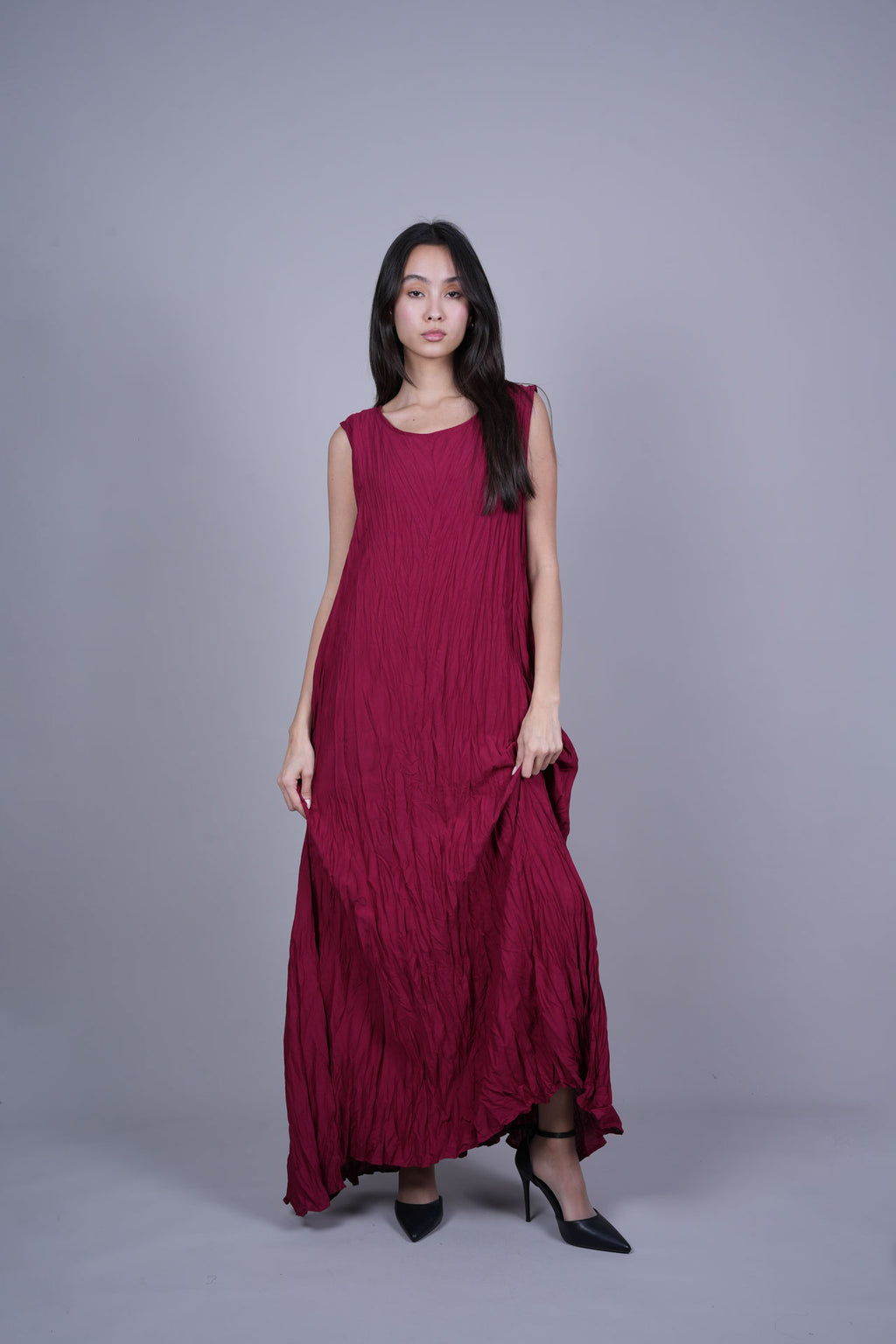 SLEEVELESS OVERSIZED MAXI DRESS