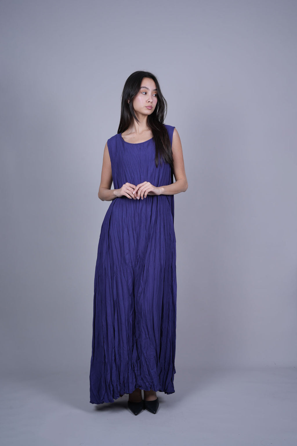 SLEEVELESS OVERSIZED MAXI DRESS