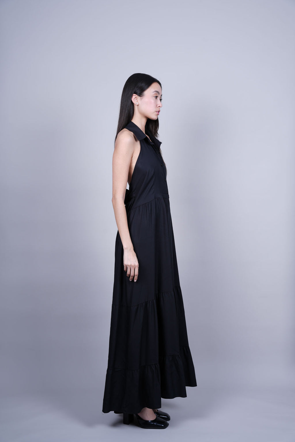 HALTER NECK MAXI DRESS