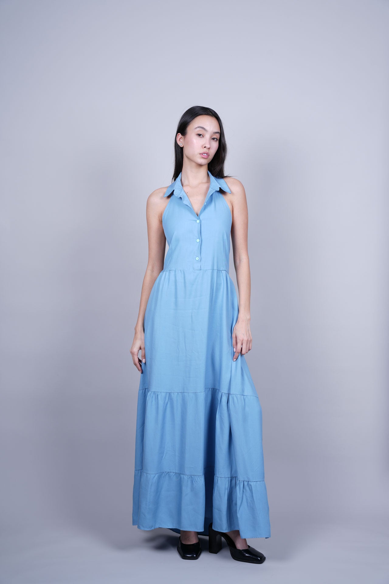 HALTER NECK MAXI DRESS