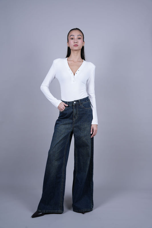 DARK WASH WIDE LEG JEANS