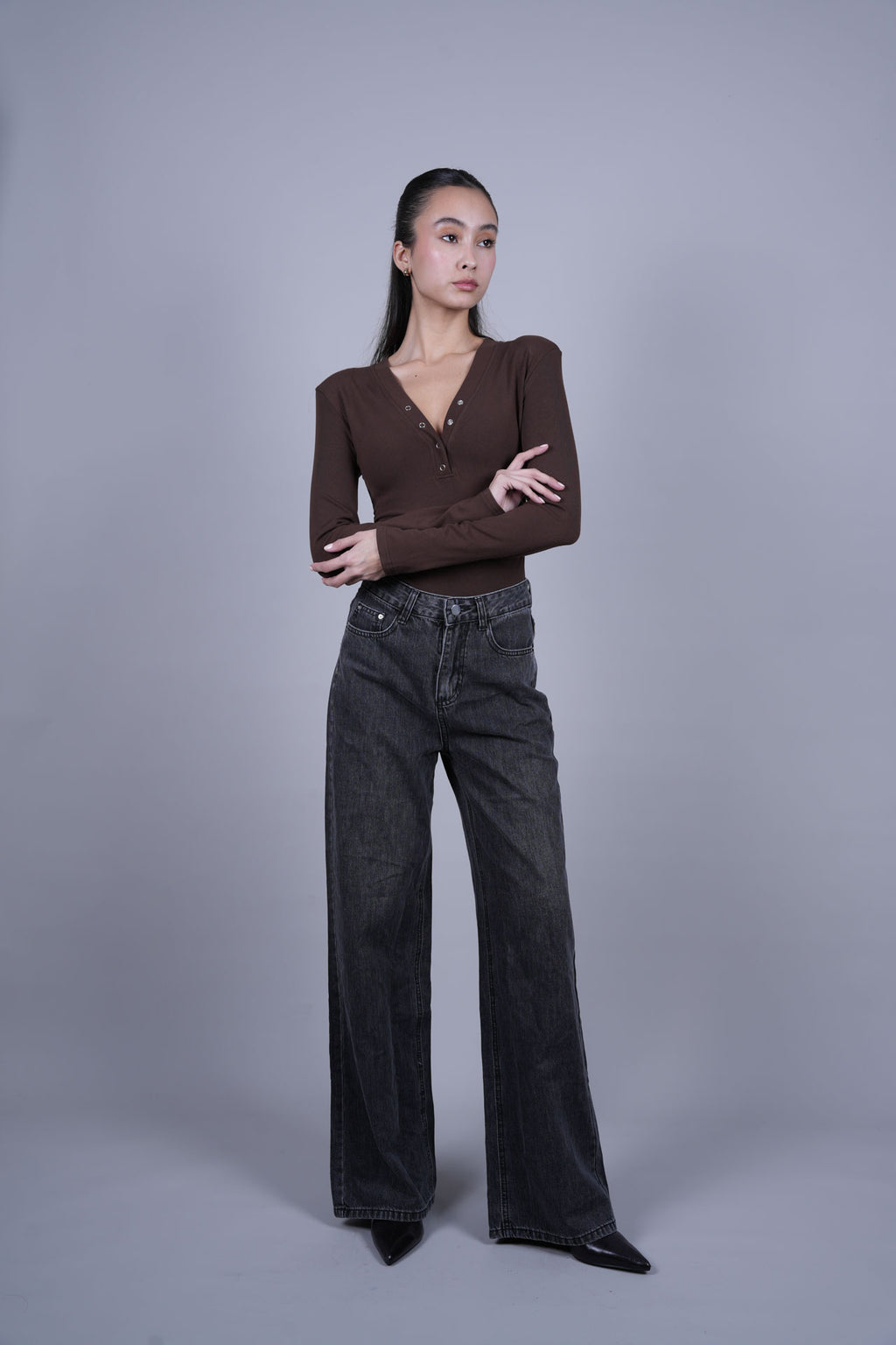 BLACK WASH WIDE LEG JEANS
