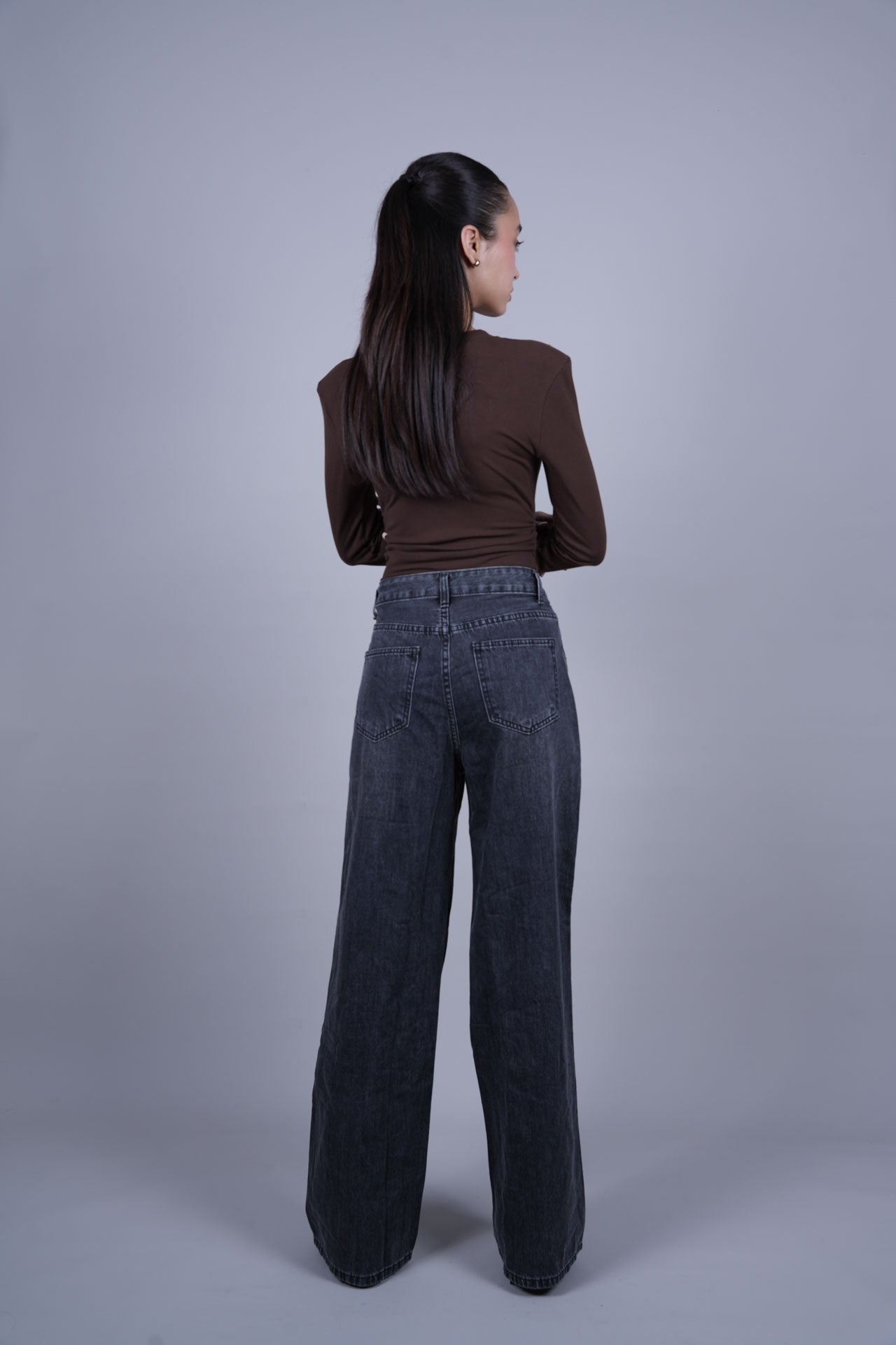 BLACK WASH WIDE LEG JEANS