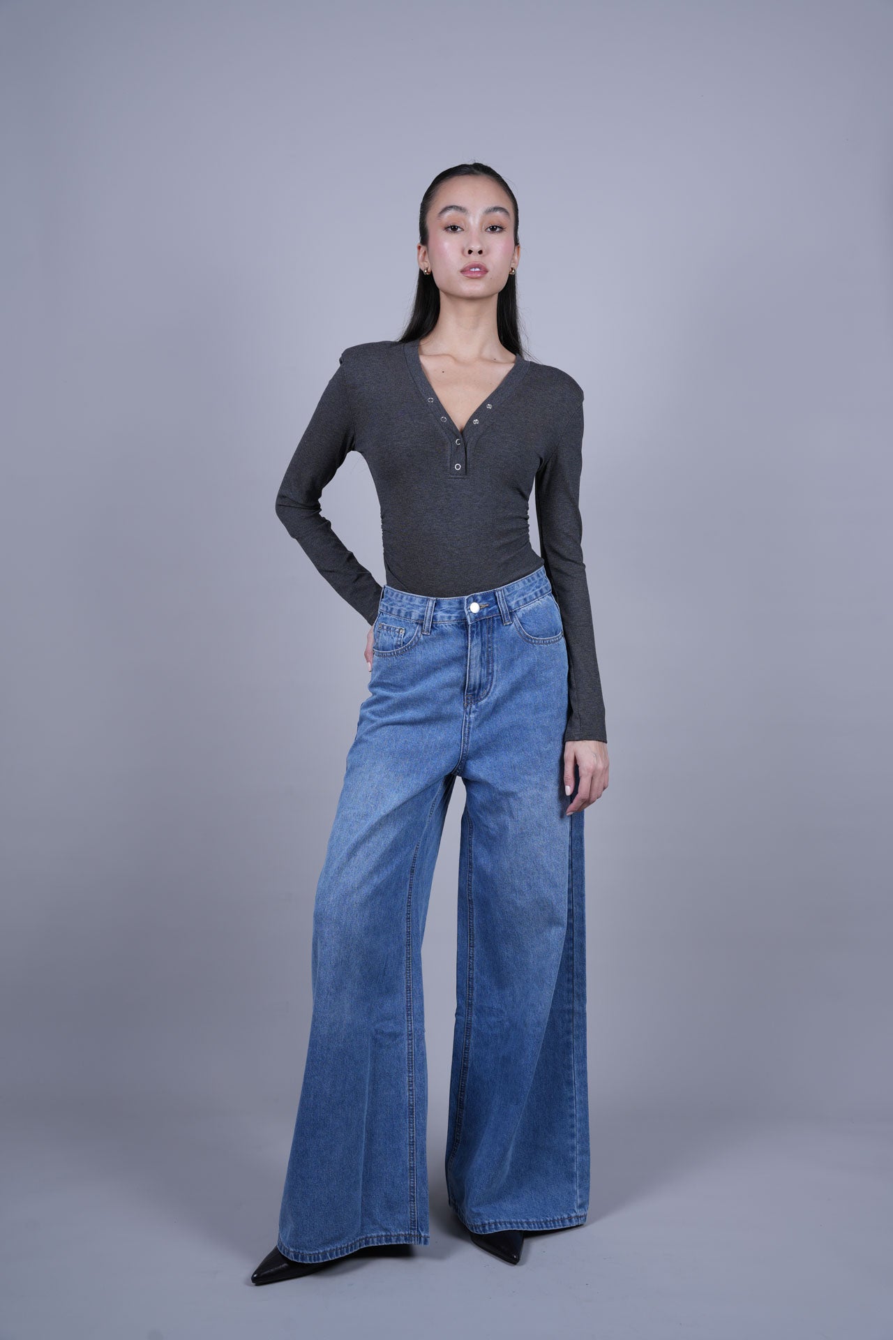 LIGHT BLUE WIDE LEG JEANS