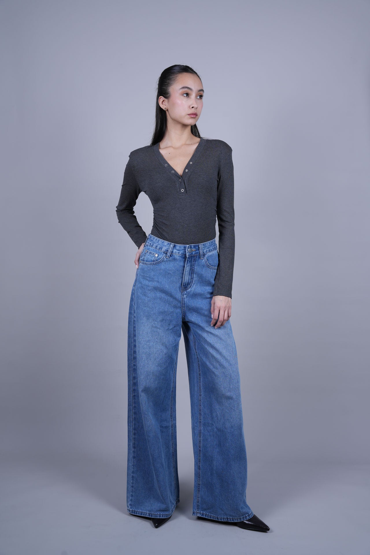 LIGHT BLUE WIDE LEG JEANS