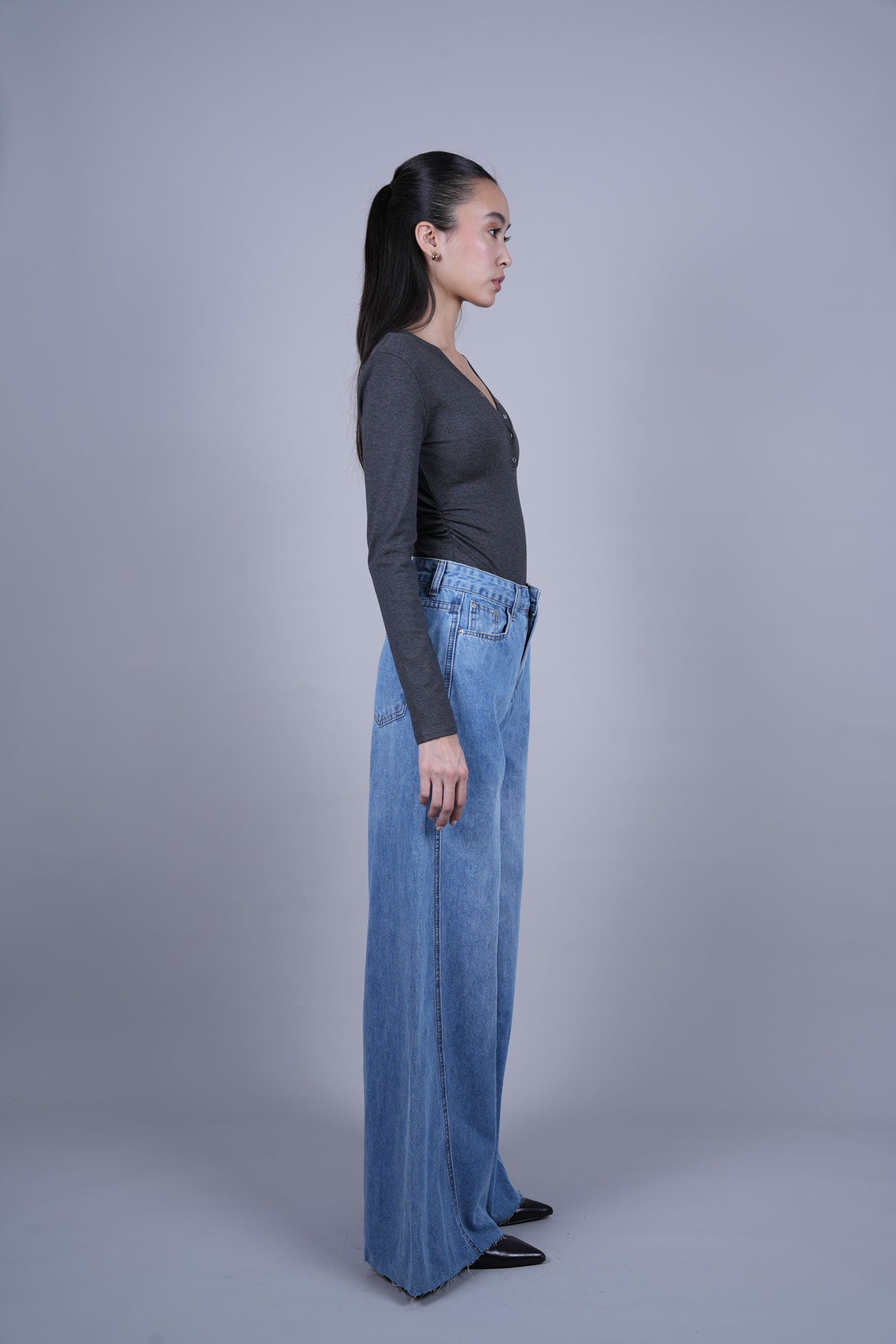 SUPER FLARE DENIM JEANS