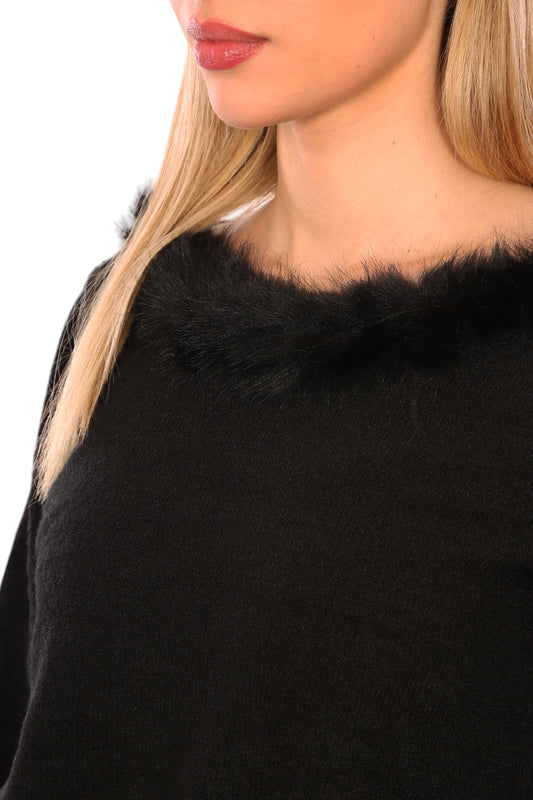 TOP WITH FUR NECK