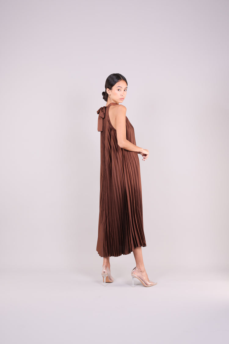HALTER NECK PLEATED SATIN MIDI DRESS