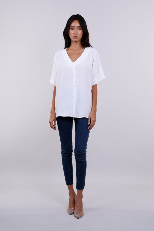 BUTTON-DOWN BLOUSE